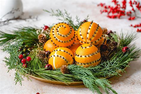 STEP 2: Dry Orange Slices. You can dry oranges in the oven or in a dehydrator. Place them on a cookie sheet in a single layer at 200 degrees to make orange slice ornaments in the oven. We dried our orange slices in the oven at …